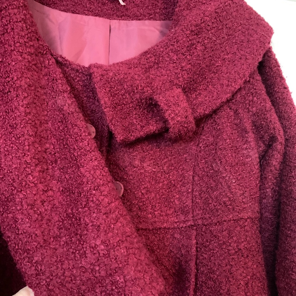 Beautiful burgundy coat!